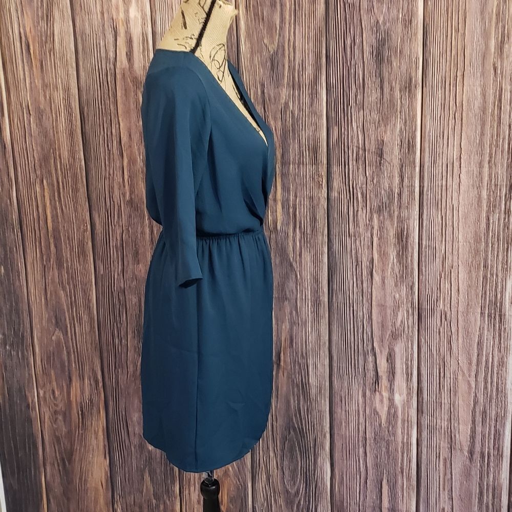 Loft Dress   - Picture 9 of 14